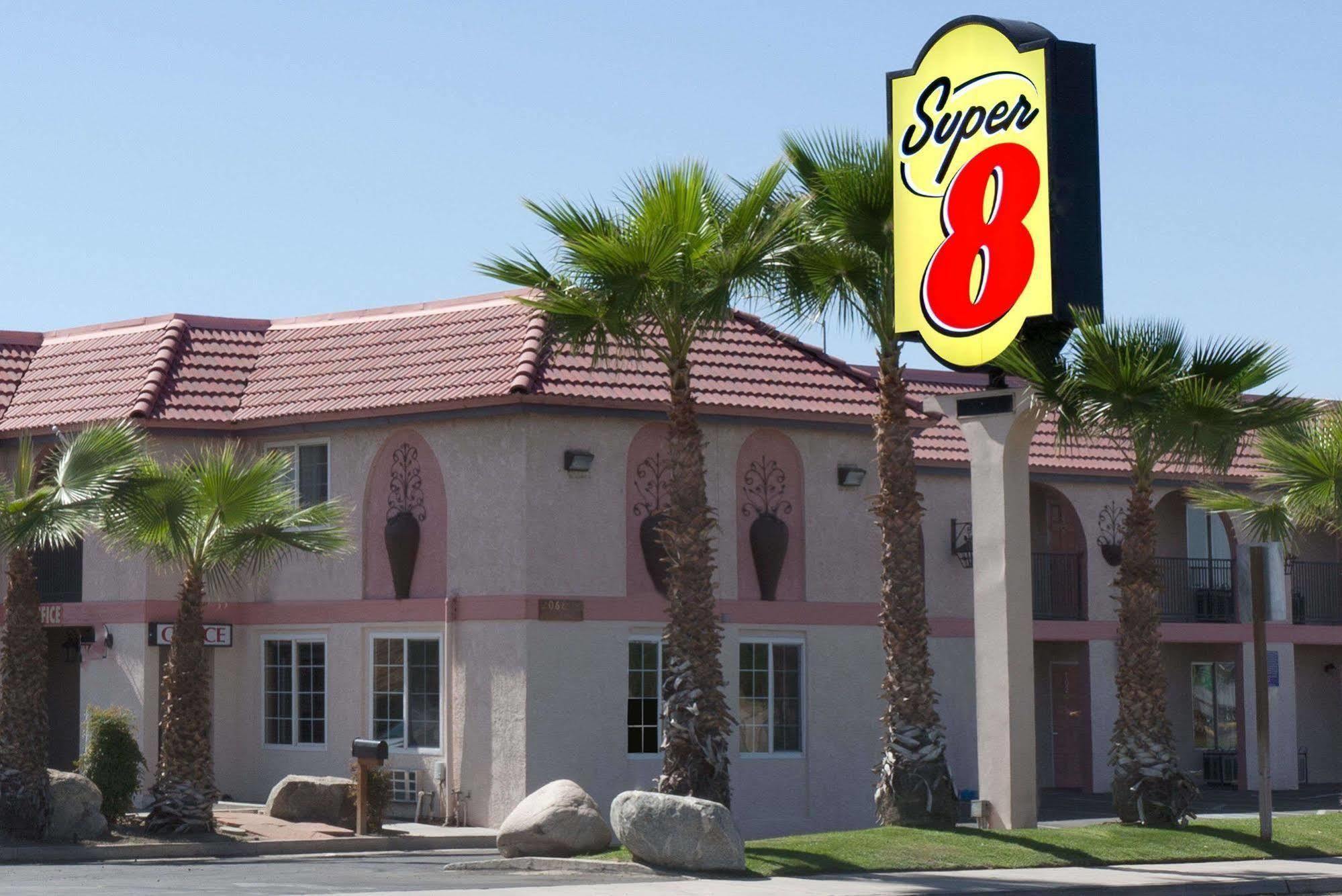 National 9 Inn Buttonwillow Exterior photo